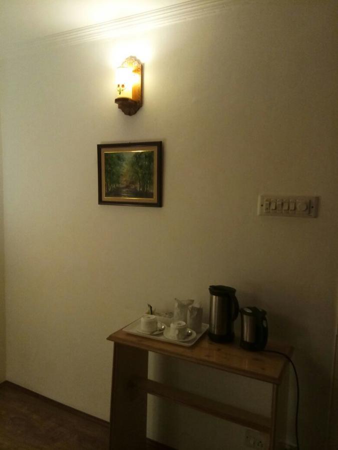 Dove Cottage Srīnagar エクステリア 写真