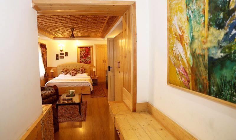 Dove Cottage Srīnagar エクステリア 写真